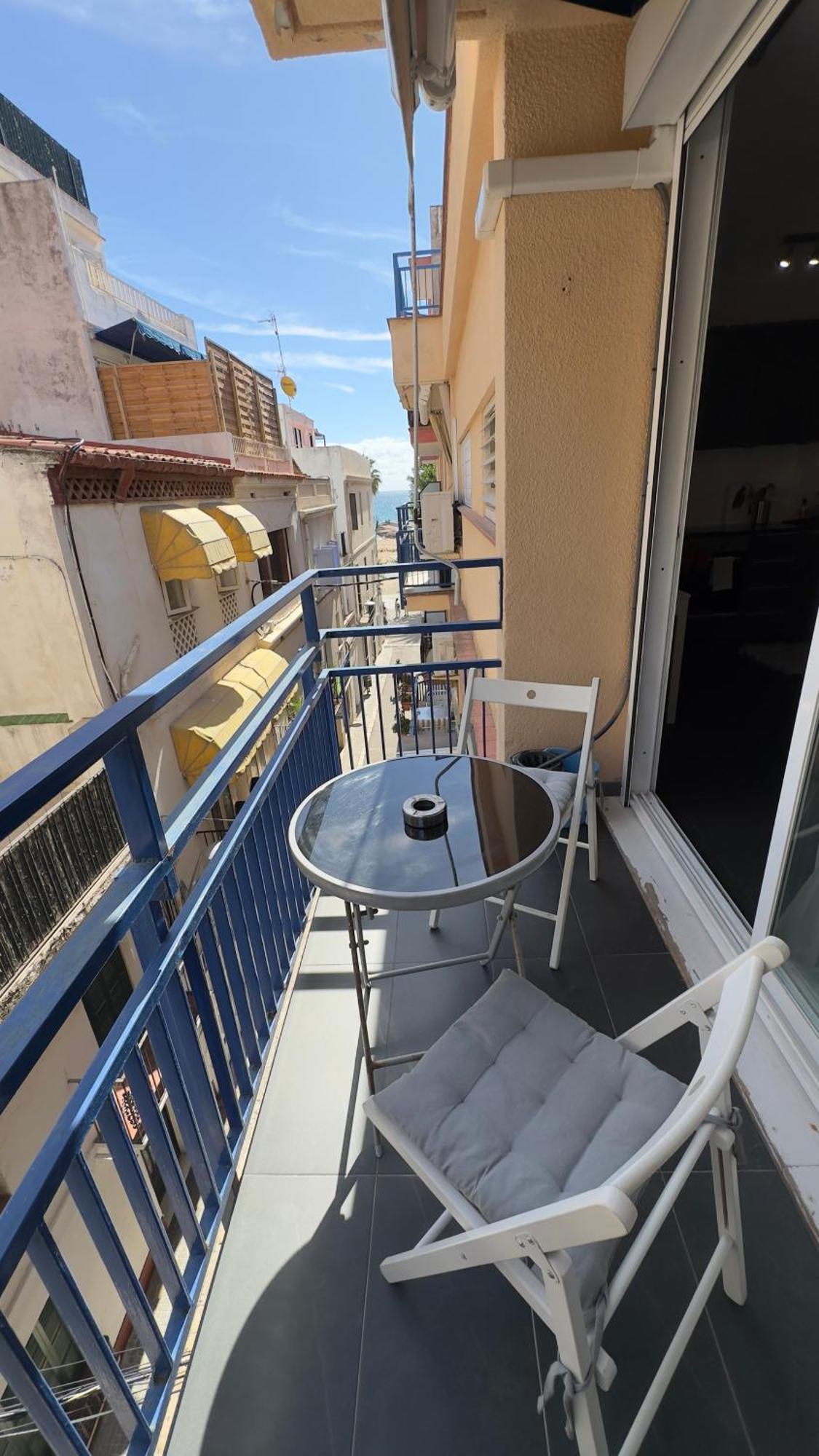 Sunny Flat In Sitges 30 Seconds To Beach, Balcony & Sea Views! Ngoại thất bức ảnh