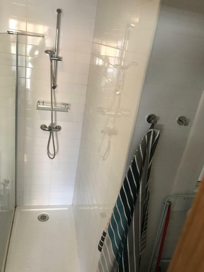 Sunny Flat In Sitges 30 Seconds To Beach, Balcony & Sea Views! Ngoại thất bức ảnh